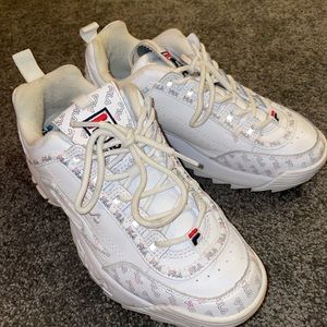 barely used Fila Disruptor sneakers